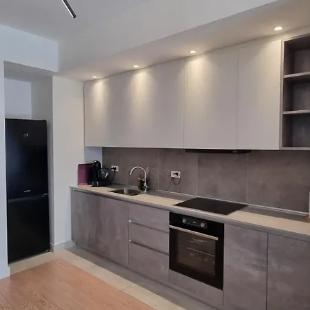 Avenia Premium *