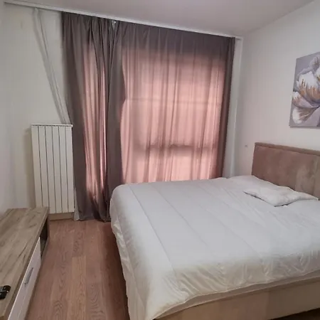 Apartament Avenia Premium *
