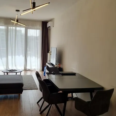 Avenia Premium Apartament *